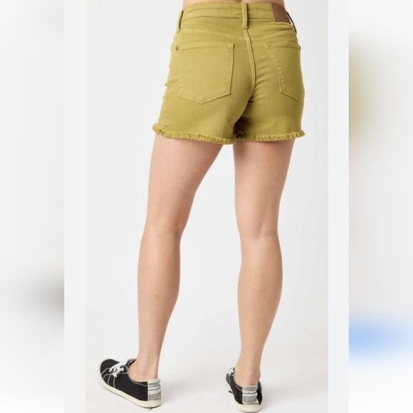 Judy Blue Denim Dyed Shorts Matcha Midrise Women Size 1xl - Picture 3 of 9